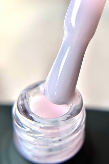 Liquid Polygel Strawberry Milk 15ml